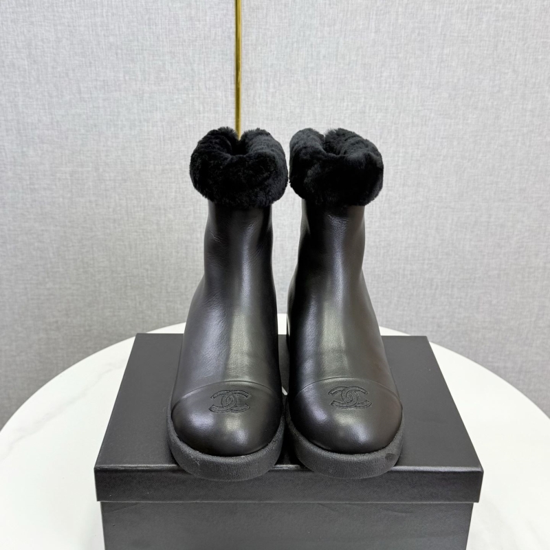 Ch**el boots